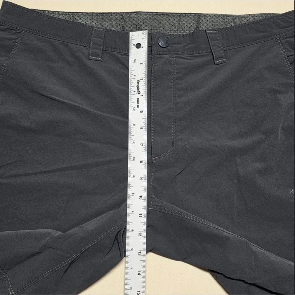 The North Face Men Gray Stretch Hiking Outdoor Shorts Size 38
